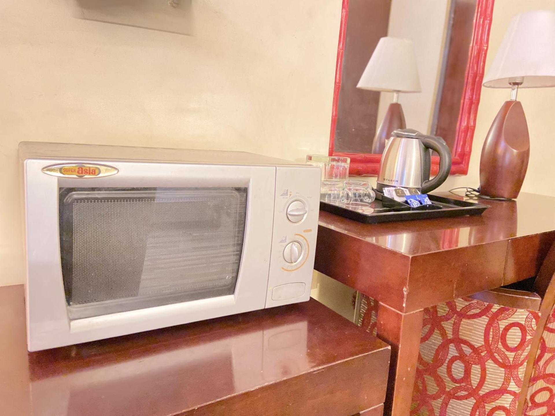כלכותה Astoria Hotel מראה חיצוני תמונה